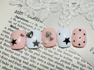 ネイル メルシー ゆりのネイルデザイン