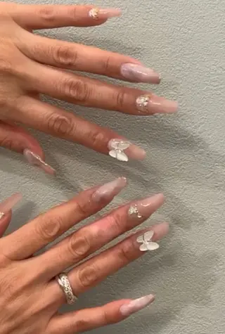 ネイル SINCERELY シンシアリー🌈のネイルデザイン