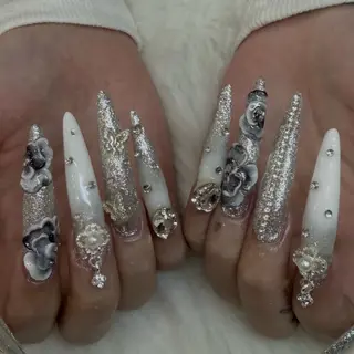 ネイル icy,nail ユリアのネイルデザイン