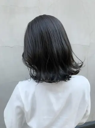 ショート カラー ヘアアレンジ アイブロウ ミニボブ/ブリーチ 🌈MISATOのヘアスタイル