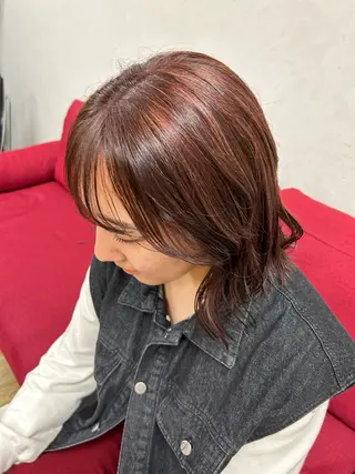 ミディアム インナーカラー ／レイヤー🦋ルイのヘアスタイル