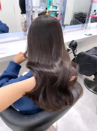 セミロング カラー ヘアアレンジ Ella所属・nana【艶髪】/ レイヤー/縮毛矯正のヘアスタイル