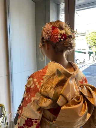 ロング レイヤーカット/ ダブルカラーサクライのヘアスタイル