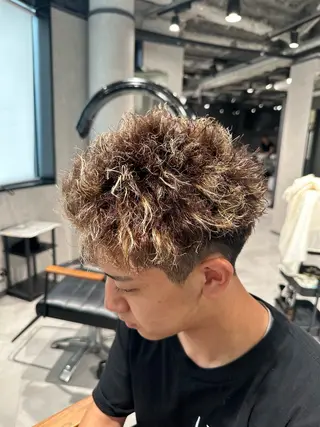 ショート カラー パーマ ヘアアレンジ NEXT NEO所属・メンズヘア静岡 ✂︎Ryuheiのヘアスタイル