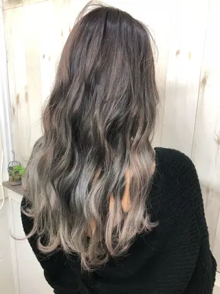ロング カラー PSY(サイ)所属・PSY(サイ)池袋 金田尚久🎨のヘアスタイル