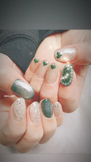 ネイル JINI NAIL所属・ジニ ネイルのネイルデザイン