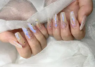 ネイル Roi〈ロワ〉 Minakoのネイルデザイン