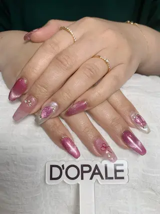 ネイル U·Mi nail salon所属・U·Mi 上野御徒町容のネイルデザイン