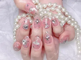 ネイル Queening 🦋のネイルデザイン