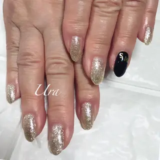 ネイル UrakoNail 《nail》のネイルデザイン