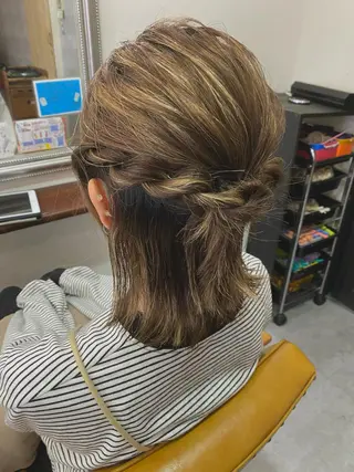 ミディアム ヘアアレンジ Hello Design Coconeel所属・UNJOUR / kannaのヘアスタイル