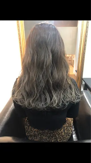 ロング カラー MIYU💋💖 〈XENA渋谷本店〉のヘアスタイル