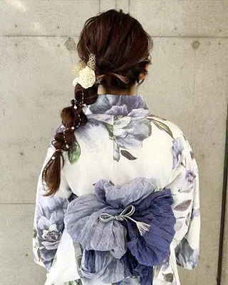 ロング ヘアアレンジ 女性に人気♪ はやしほのかのヘアスタイル