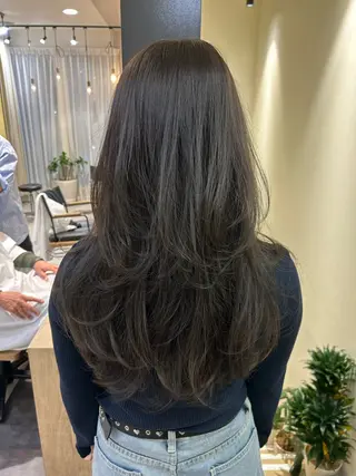 ロング カラー hub hair レイヤー/透明感のヘアスタイル