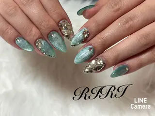 ネイル riri オーナーのネイルデザイン