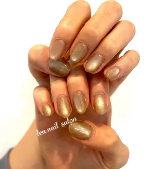 ネイル Lea.nail salon所属・大波 万桜のネイルデザイン