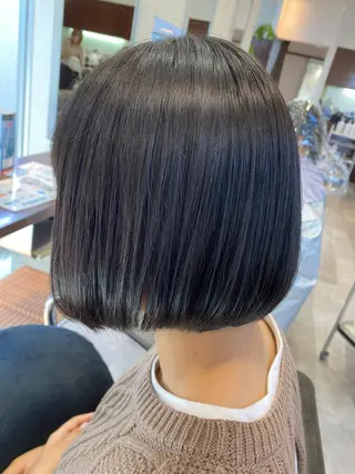 ショート 吉田 桃香のヘアスタイル