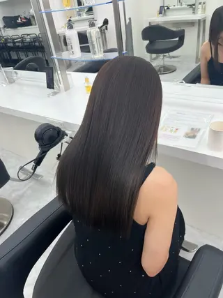 セミロング カラー 艶髪ハイトーン🫧 Kurehaのヘアスタイル