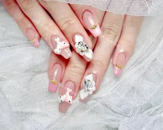 ネイル Momo 🤍のネイルデザイン