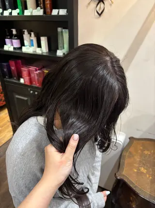 ミディアム カラー H by shiomi H所属・minami カラーモデル募集中のヘアスタイル