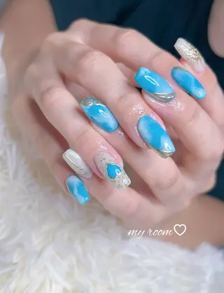 ネイル うるま市サロン Yuko Izawaのネイルデザイン