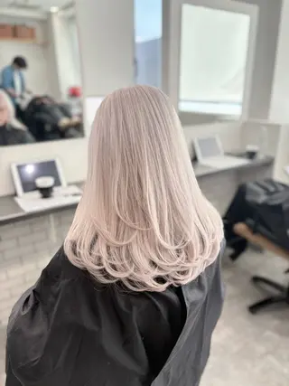 ロング カラー GaKu/ハイトーン /ブリーチ/レイヤーのヘアスタイル