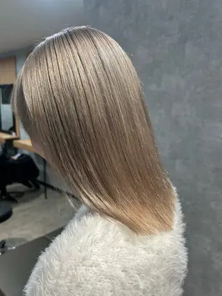 セミロング 最新ケアカラー 髪質改善YUTOのヘアスタイル