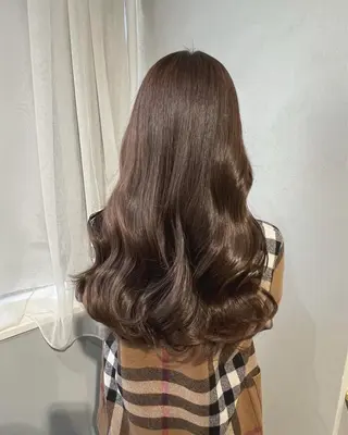 ロング カラー akane/ベージュ /オリーブ/ブラウンのヘアスタイル