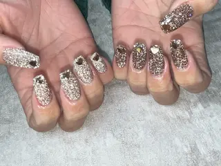 ネイル Queennail 北堀江Yumiのネイルデザイン