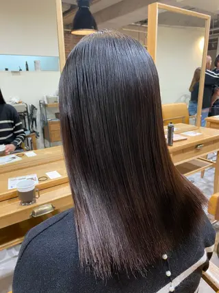 ロング 髪質改善× 韓国風レイヤーのヘアスタイル