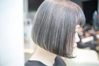 ショート カラー Re:ta Hair 飯田淳平のヘアスタイル