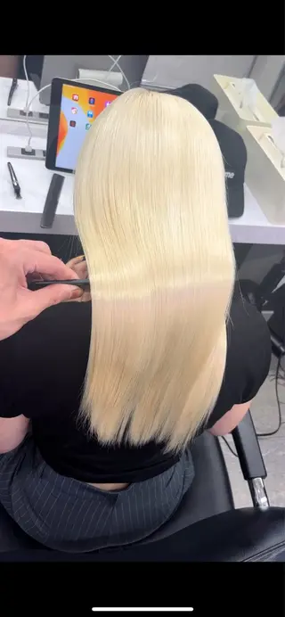 ロング カラー 🪸ハイトーンカラー エクステmisakiのヘアスタイル