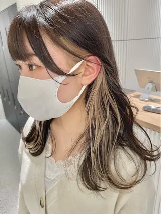 ロング カラー GO TODAY SHARE SALON 原宿本店所属・ブリーチ/ハイトーン 艶カラー/ユリナのヘアスタイル