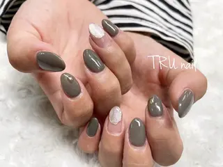 ネイル TRU NAIL & EYE イオンモール熊本所属・小嶋 咲のネイルデザイン