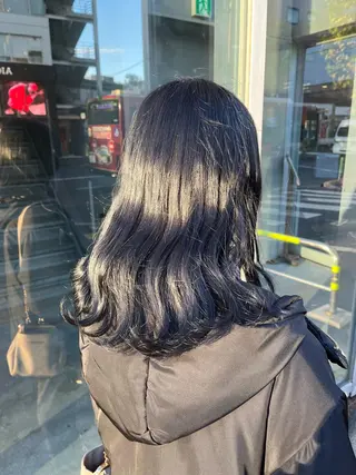 カラー ブリーチなし ミルクティー齋藤晴のヘアスタイル