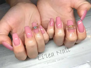 ネイル Li'leaNail AINAのネイルデザイン