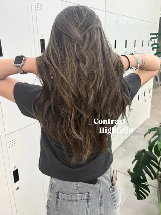 ロング Ⓜ︎iyu🌊/海外 風ハイライト特化のヘアスタイル