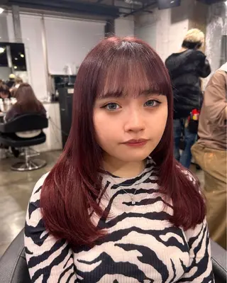 セミロング IS所属・横浜美容室/透明感 カラー/レイヤーのヘアスタイル