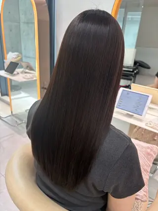 ロング 福岡縮毛矯正✨️ ストレート 向井和輝のヘアスタイル