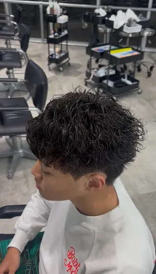 ショート パーマ メンズ 🐲原宿、渋谷/メン ズ特化/パーマ特化のヘアスタイル