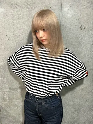 カラー はなえ/ブリーチ/複 雑履歴修正のヘアスタイル