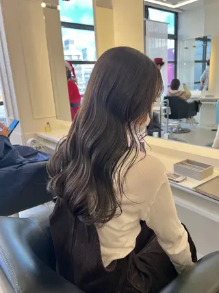 セミロング カラー ParveMix 🩶🫧入江 香名のヘアスタイル