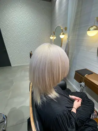 セミロング カラー ♟ケアブリーチ♟ ✄﻿Shinya✄﻿のヘアスタイル