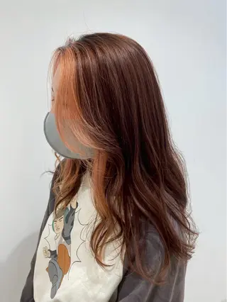 カラー ハイトーン／アレンジ 🩵NANAMIのヘアスタイル