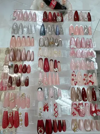 ネイル クイーンズネイル銀座所属・Queeens nailのネイルデザイン