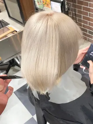 ミディアム 透明感ブリーチ/ メンズパーマのヘアスタイル