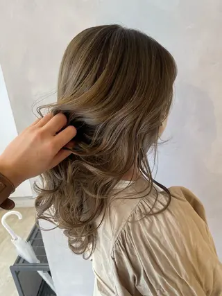 ロング カラー 透明感カラー✨艶髪 制作🌱山根あゆみのヘアスタイル