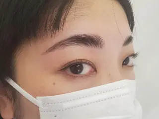 アイブロウ Crescent Eye Yuiのマツエク・マツパデザイン