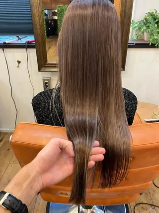 ロング ⚪️髪質改善 縮毛 店長 コウ⚪️のヘアスタイル