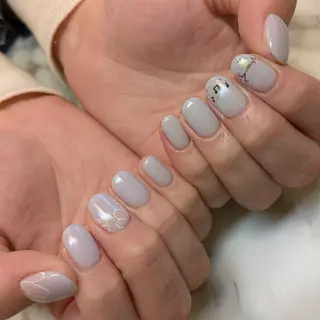 ネイル ジェヌインネイル 河内のネイルデザイン